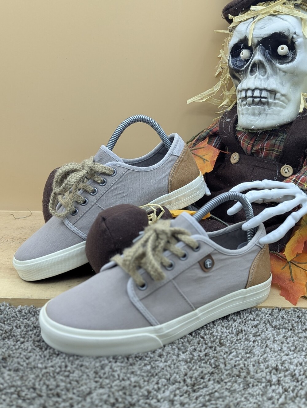 Taos Super Soul Women's Size 7.5W Lace Up Casual Sneakers Comfort Shoes